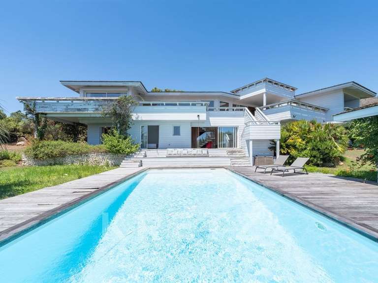 Maison Bonifacio - 7 chambres - 342m²