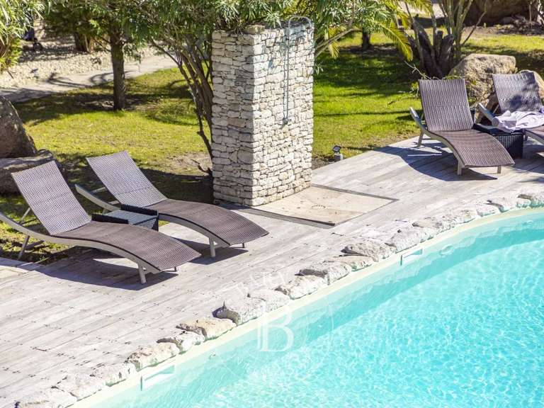 Villa Bonifacio - 497m²