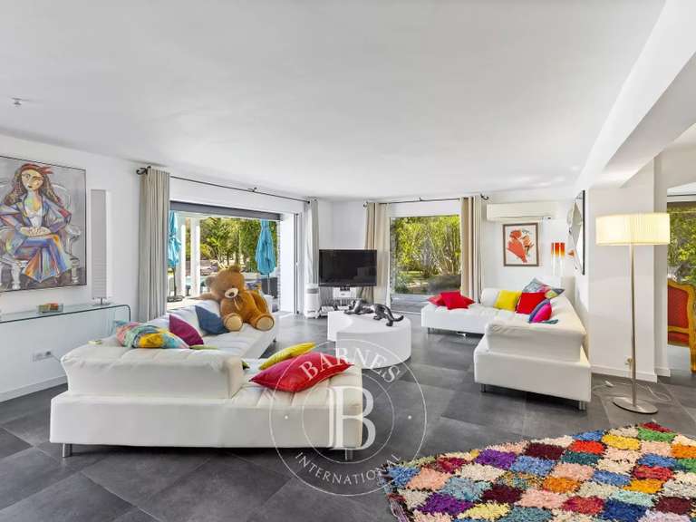 Villa Bonifacio - 497m²