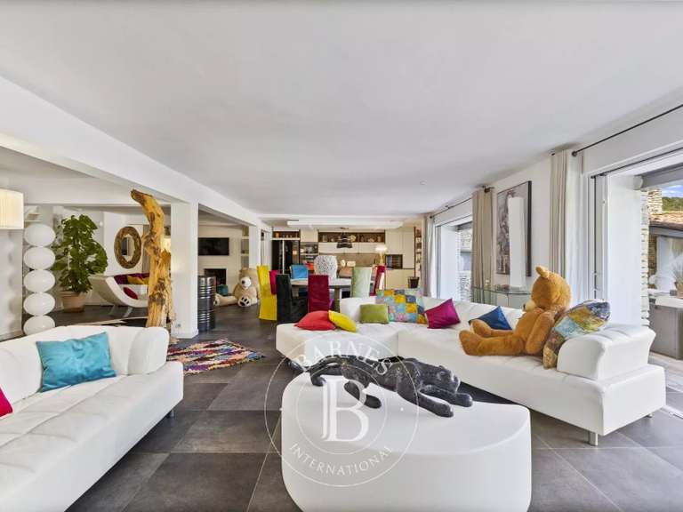 Villa Bonifacio - 497m²