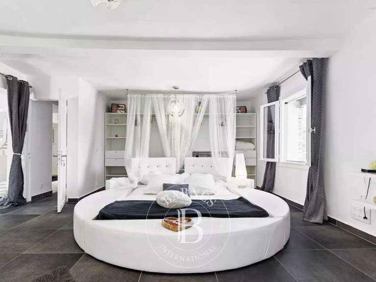 Villa Bonifacio - 497m²