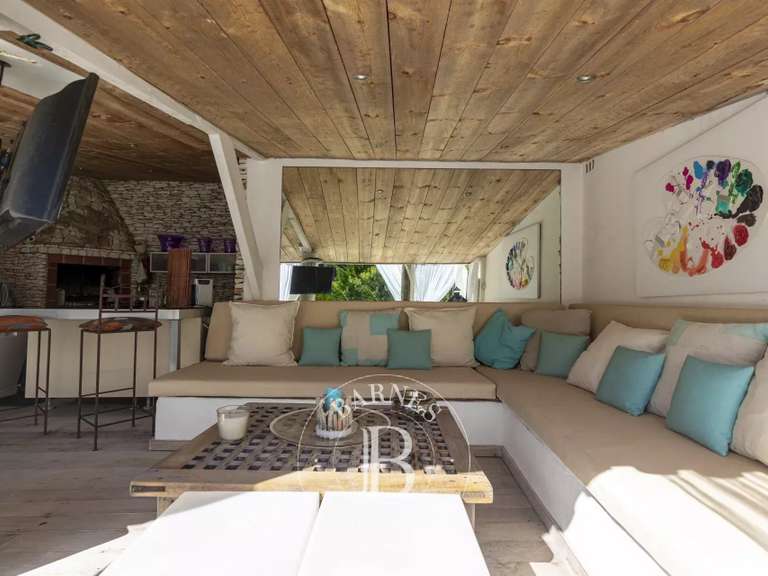 Villa Bonifacio - 497m²