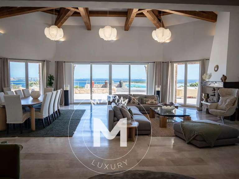 Villa Bonifacio - 6 chambres - 29708m²