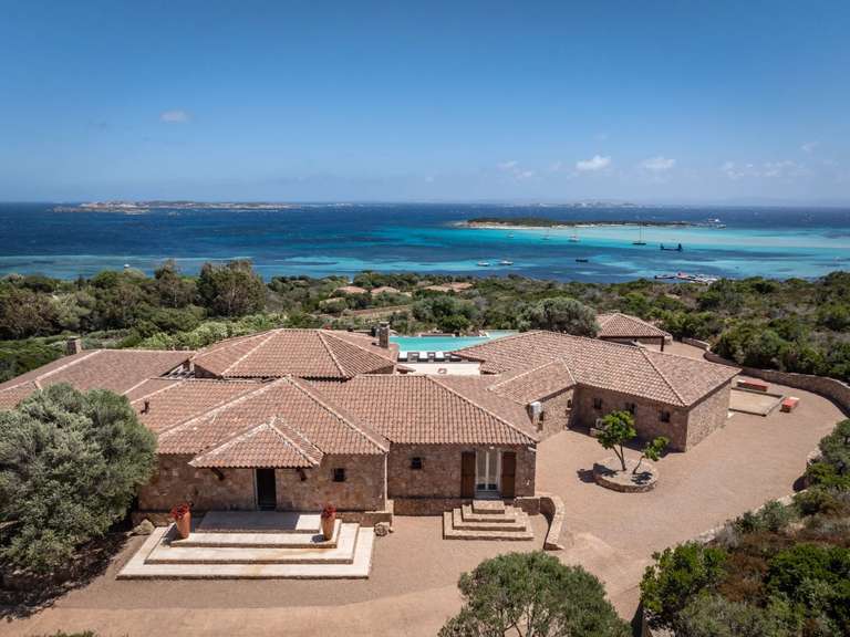 Villa Bonifacio - 6 bedrooms - 29708m²