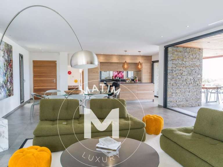 Villa Bonifacio - 4 bedrooms - 255m²