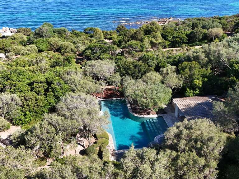 Villa with Sea view Bonifacio - 5 bedrooms - 30000m²