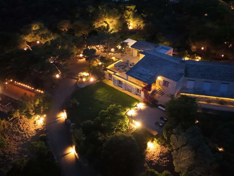 Villa with Sea view Bonifacio - 5 bedrooms - 30000m²