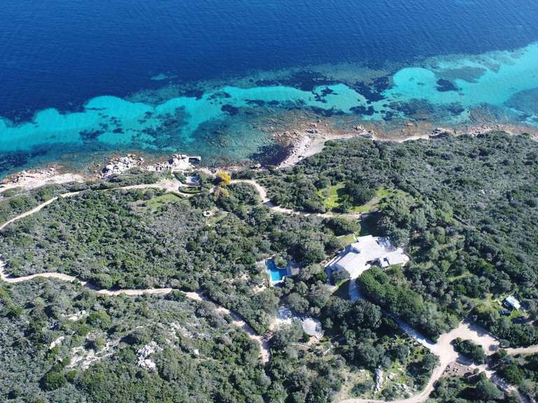 Villa with Sea view Bonifacio - 5 bedrooms - 30000m²