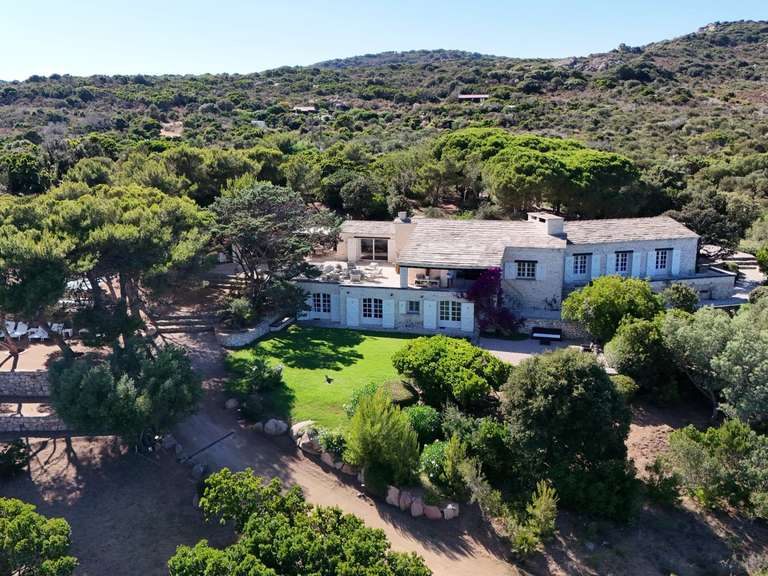 Villa with Sea view Bonifacio - 5 bedrooms - 30000m²