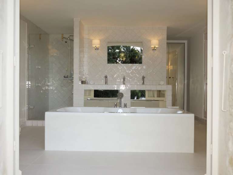 Villa with Sea view Bonifacio - 5 bedrooms - 30000m²