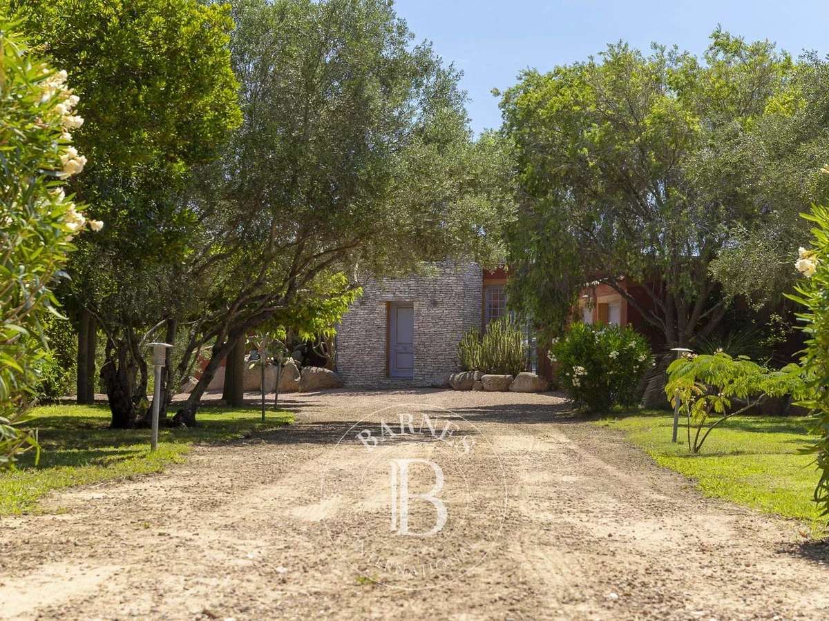 Villa Bonifacio