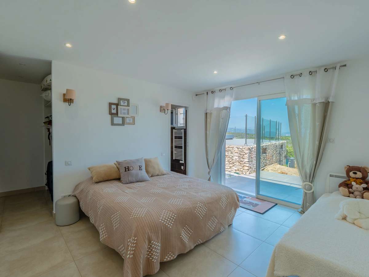 Villa Bonifacio