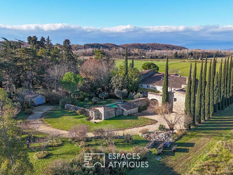 Maison Bonlieu-sur-Roubion - 6 chambres - 350m²