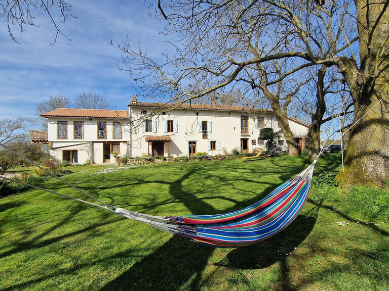 Propriété Bonnac - 8 chambres - 391m²