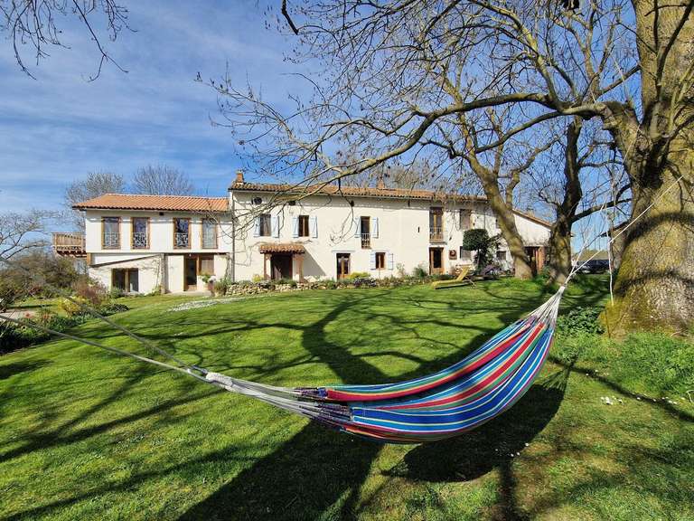 Propriété Bonnac - 8 chambres - 391m²