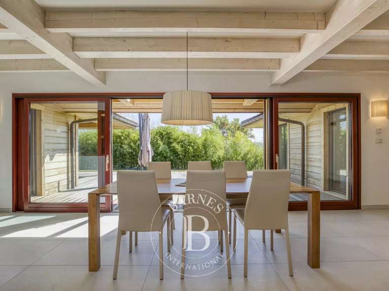 Maison Bonne - 5 chambres - 200m²