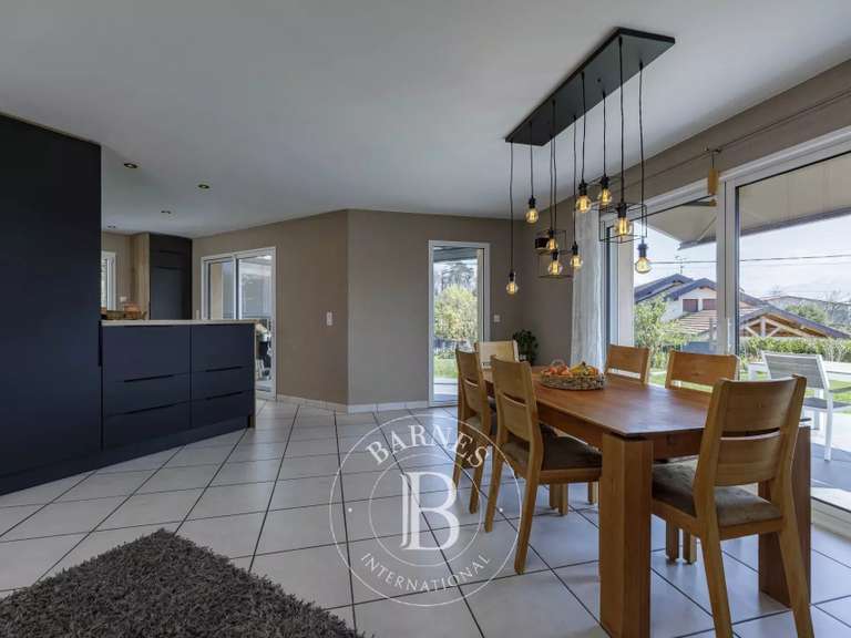 Maison Bonne - 4 chambres - 127m²