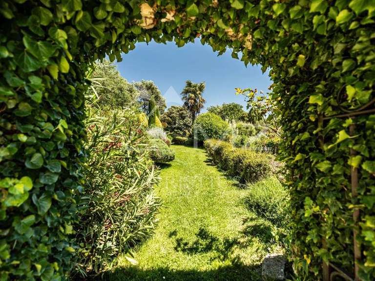 House Bonnieux - 8 bedrooms - 380m²