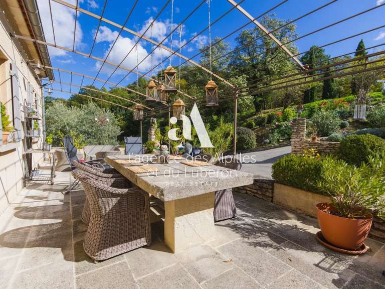 Maison Bonnieux - 8 chambres - 300m²