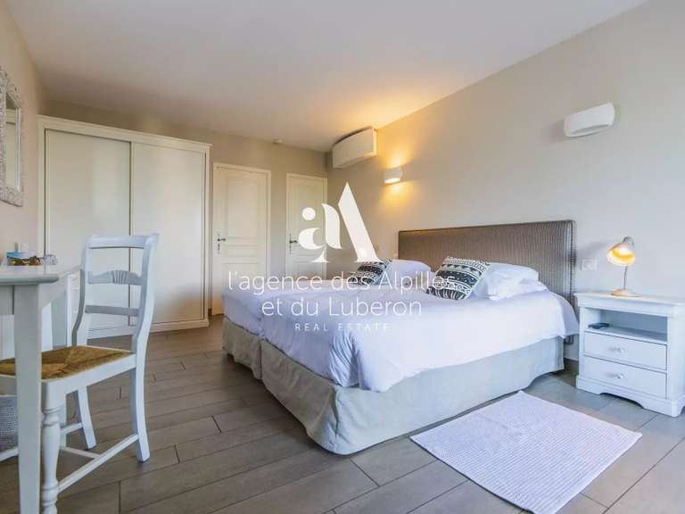 Maison Bonnieux - 8 chambres - 300m²