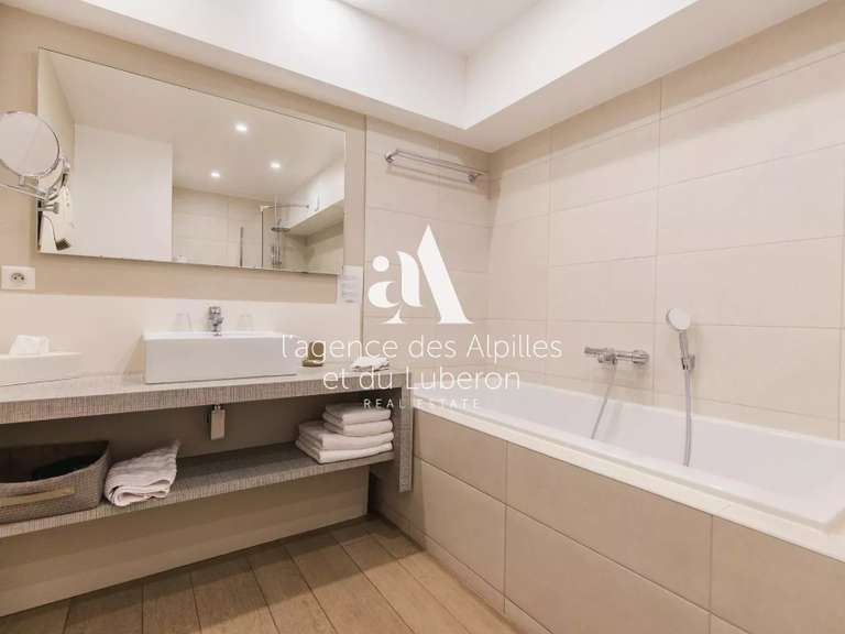 Maison Bonnieux - 8 chambres - 300m²