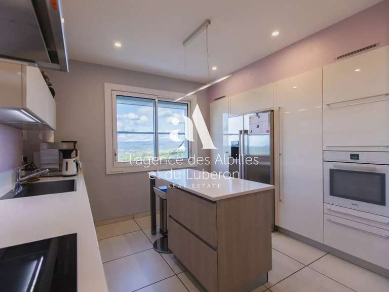 Maison Bonnieux - 8 chambres - 300m²