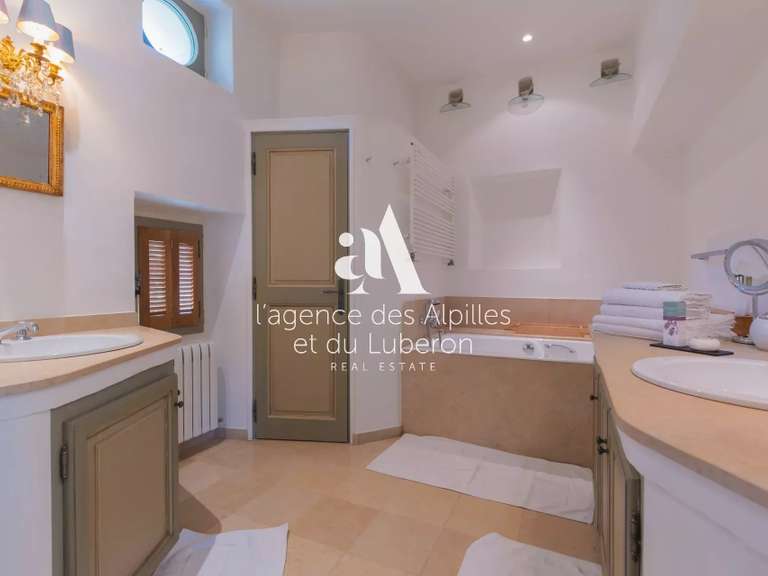 Maison Bonnieux - 7 chambres - 600m²