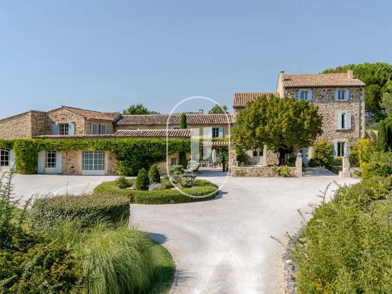 Maison Bonnieux - 10 chambres - 690m²