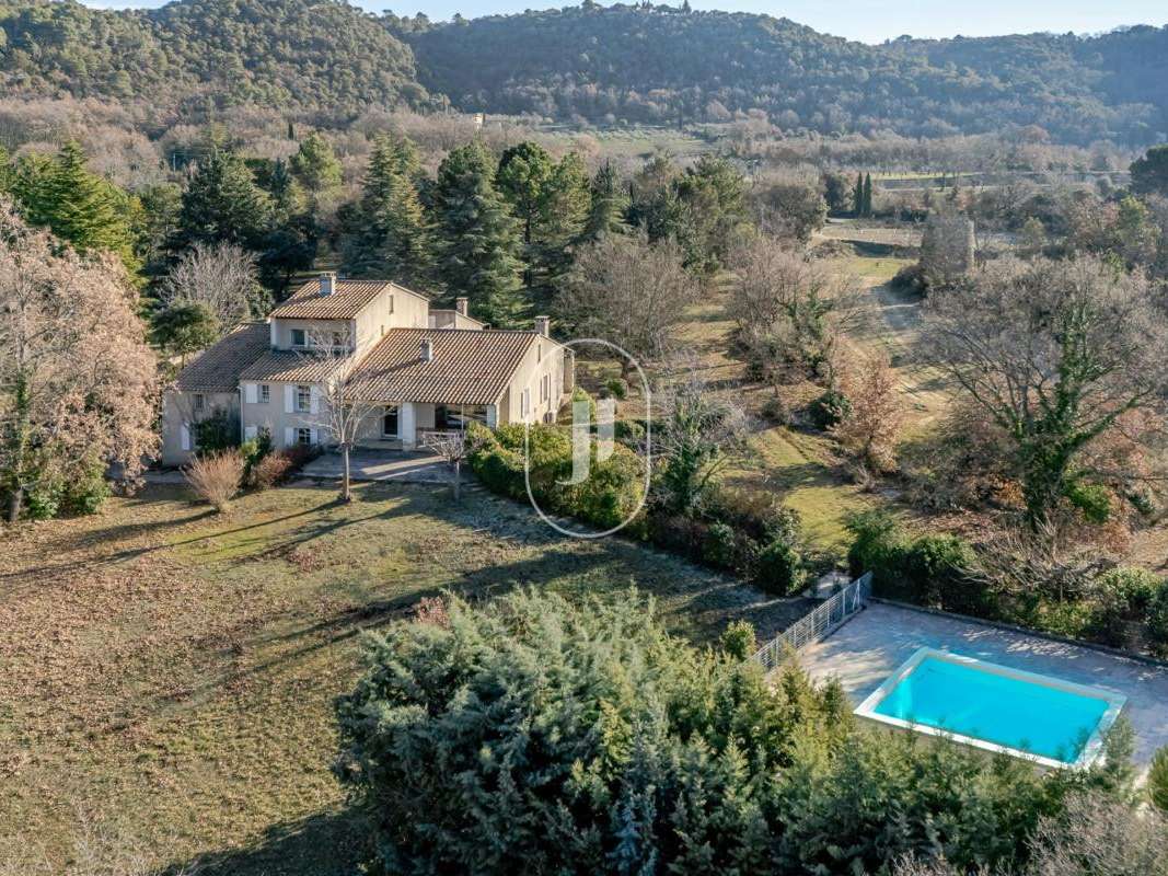House Bonnieux