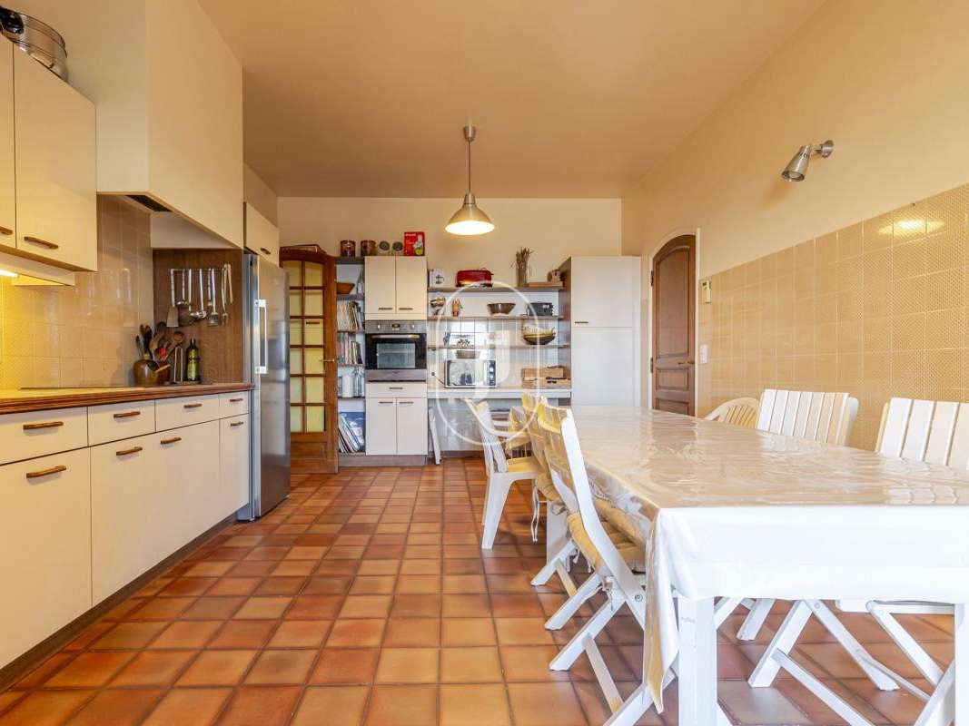 House Bonnieux