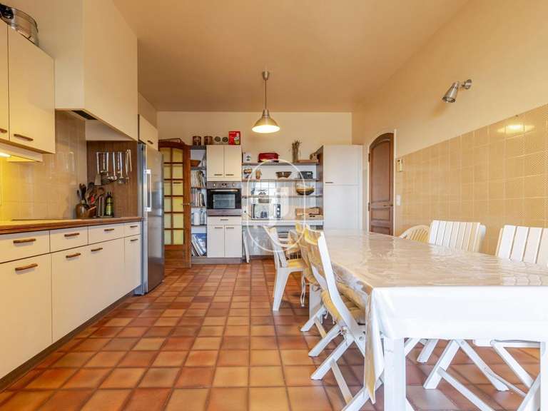 Maison Bonnieux - 6 chambres - 333m²