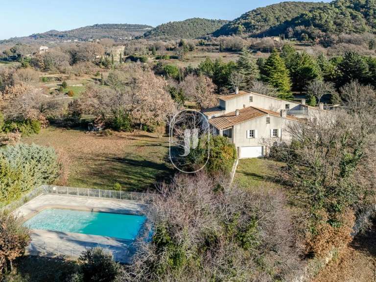 Maison Bonnieux - 6 chambres - 333m²