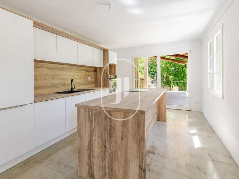 Maison Bonnieux - 5 chambres - 200m²