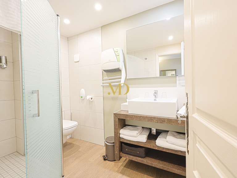 Maison Bonnieux - 8 chambres - 300m²