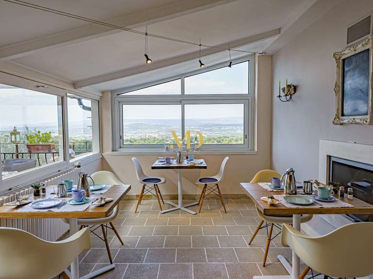 Maison Bonnieux - 8 chambres - 300m²