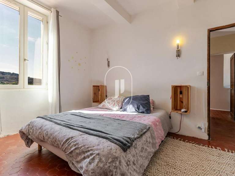 Maison Bonnieux - 10 chambres - 680m²