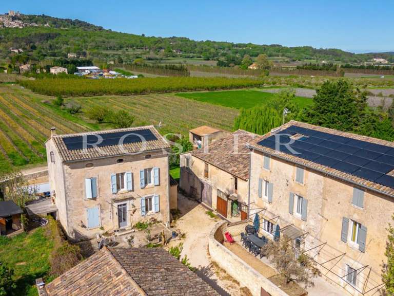 Maison Bonnieux - 17 chambres - 680m²