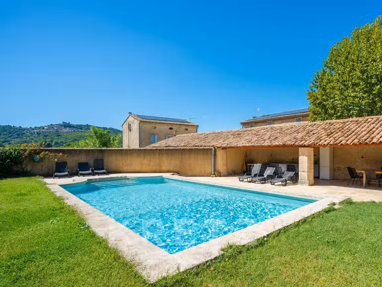 Maison Bonnieux - 17 chambres - 832m²