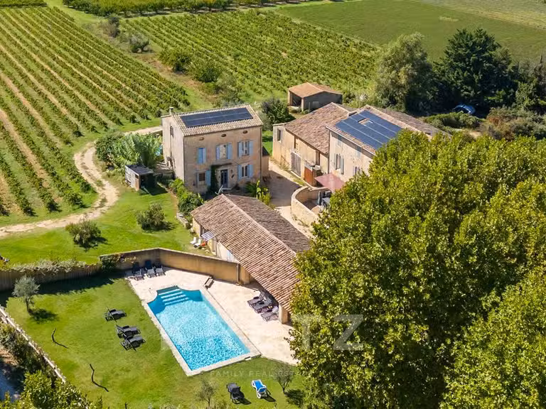 Maison Bonnieux - 17 chambres - 832m²