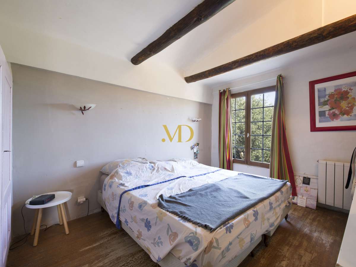 House Bonnieux
