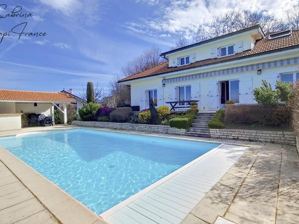 Vente Maison Bons-en-Chablais - 5 chambres