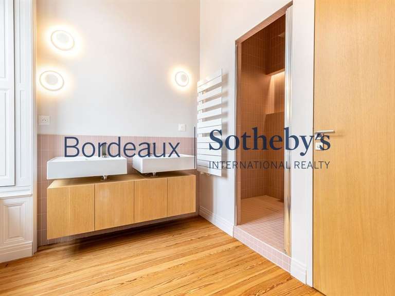 Appartement Bordeaux - 3 chambres - 151m²