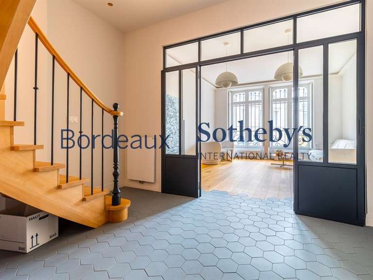 Appartement Bordeaux - 3 chambres - 151m²