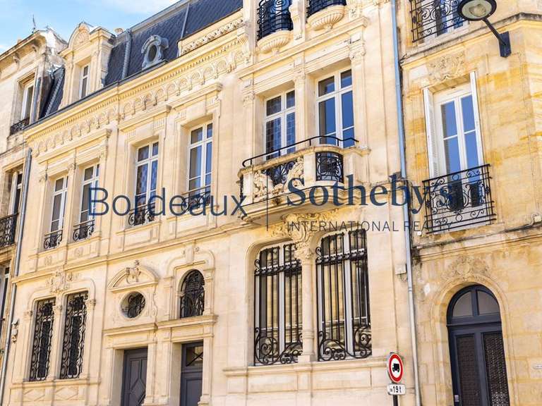 Appartement Bordeaux - 3 chambres - 151m²