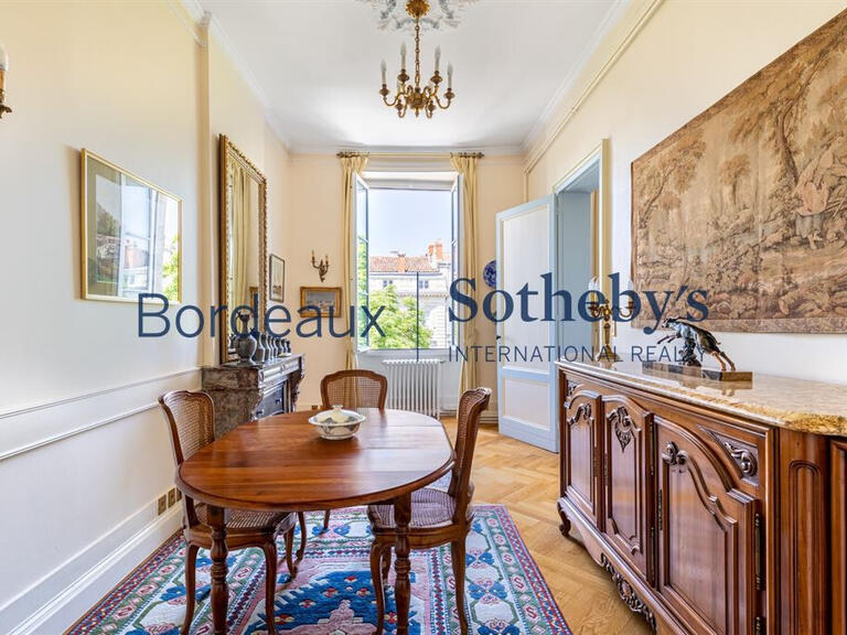 Sale Apartment Bordeaux - 4 bedrooms