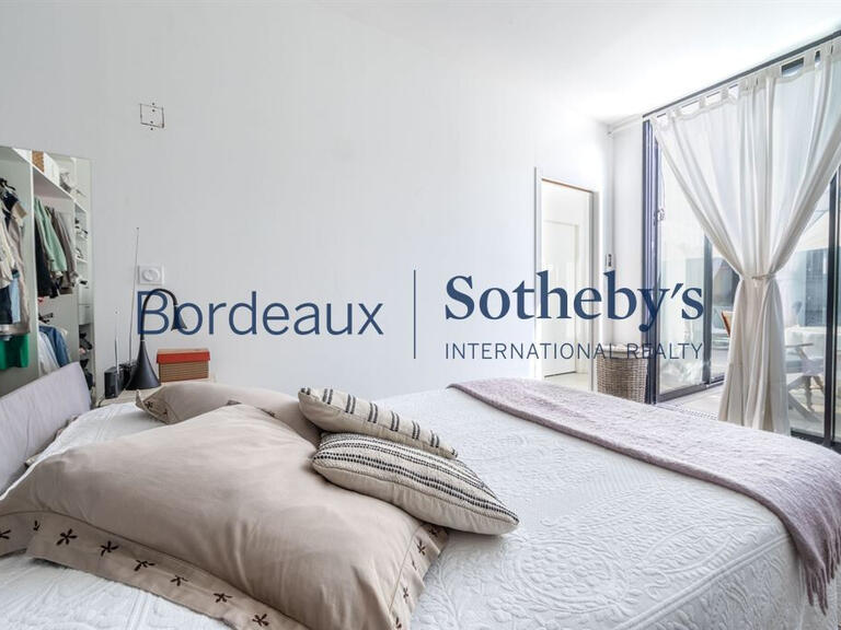 Sale Apartment Bordeaux - 3 bedrooms