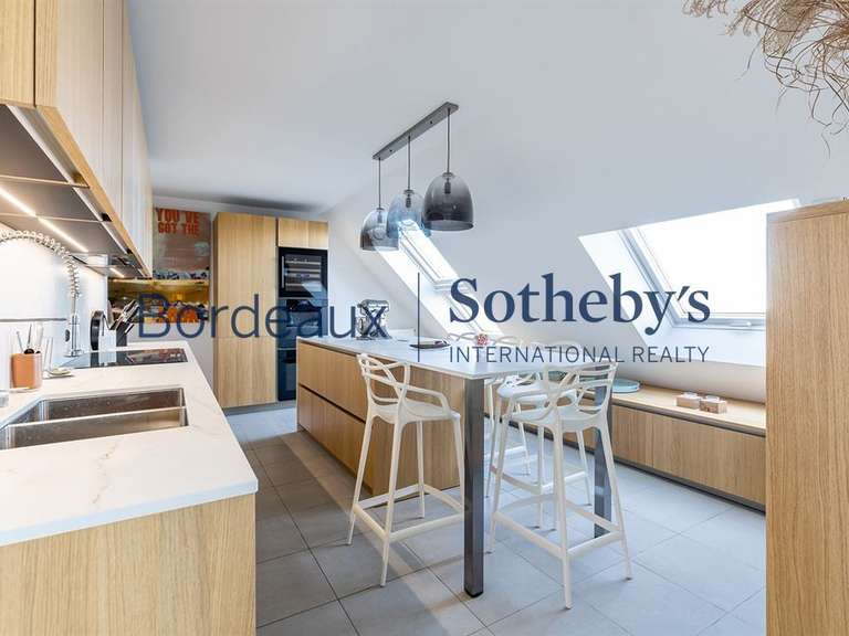 Appartement Bordeaux - 3 chambres - 160m²