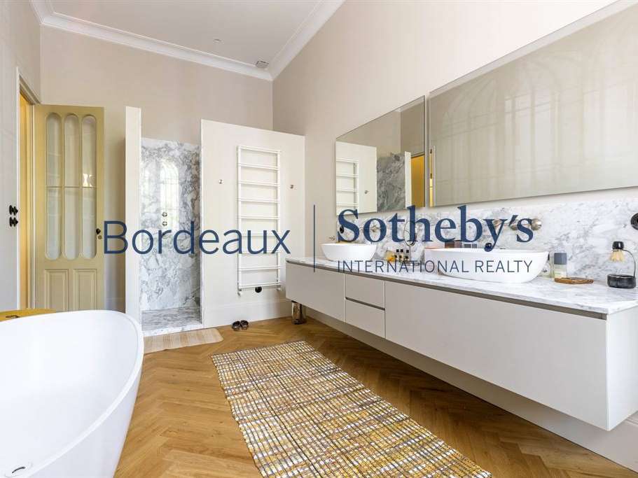 Apartment Bordeaux