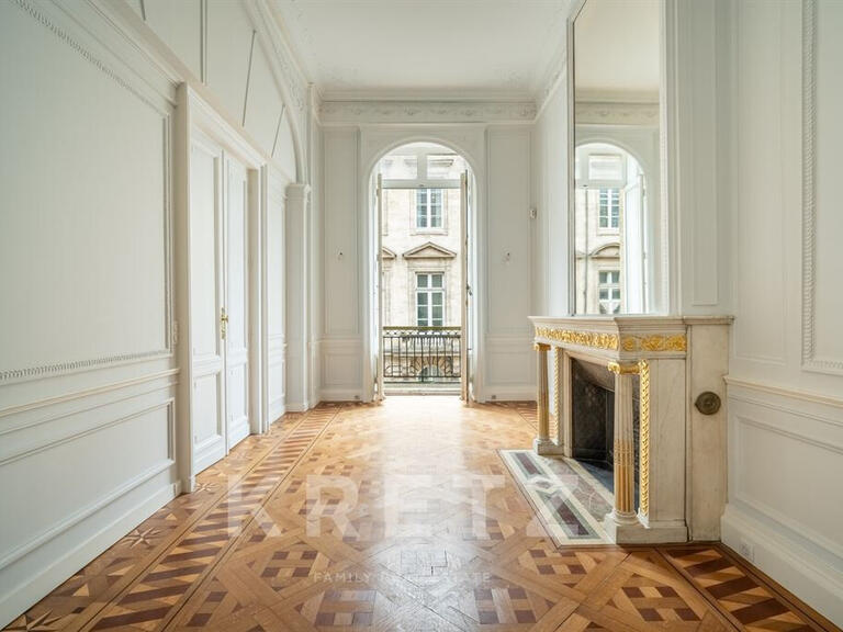 Appartement Bordeaux - 3 chambres - 217m²