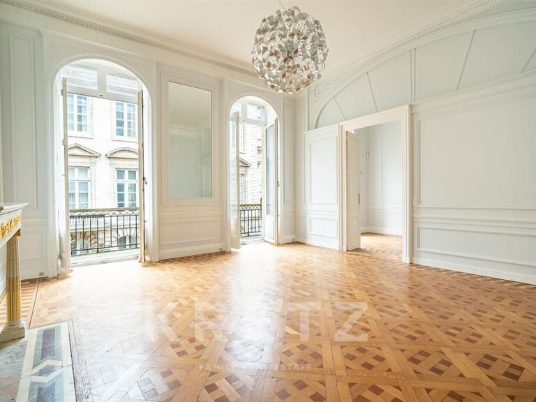 Appartement Bordeaux - 3 chambres - 217m²